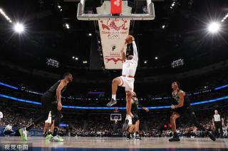 8位选手迎 8位选手迎